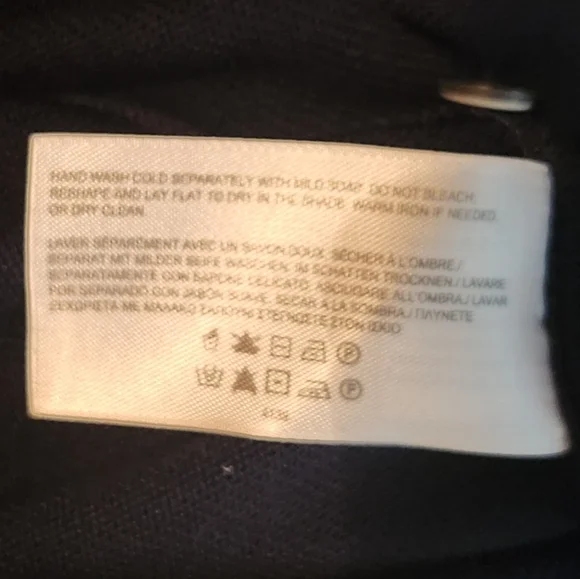 Brooks Brothers Men's Navy Sweater - Picture 6 of 6